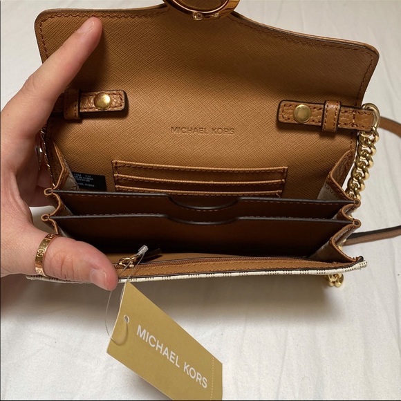 NWT Michael Kors leather crossbody purse - Picture 3 of 6